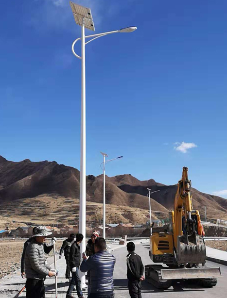 甘南碌曲10米渭源太阳能路灯项目